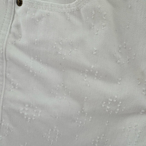 Abercrombie & Fitch Cream Textured Trousers - Picture 2 of 3